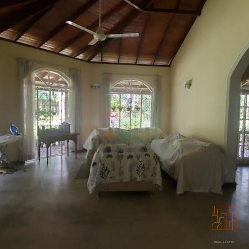 COLONIAL PROPERTY FOR SALE BOGAHAHENA ROAD, BATTARAMULLA